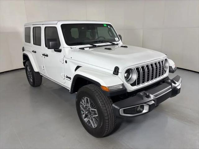 2025 Jeep Wrangler 4-Door Sahara 4x4