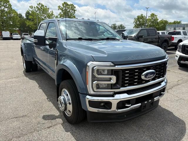 2023 Ford F-450 LARIAT