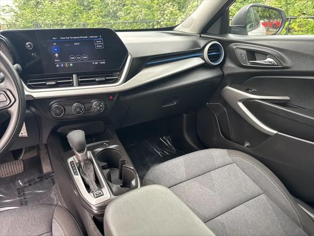 2024 Chevrolet Trax FWD SP