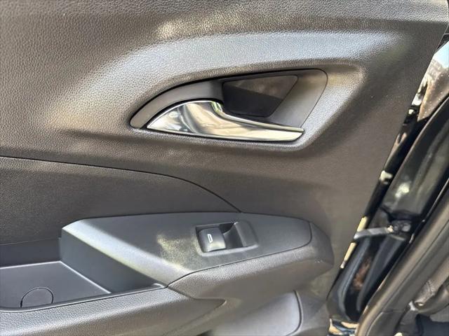 2025 Chevrolet Trax FWD LT