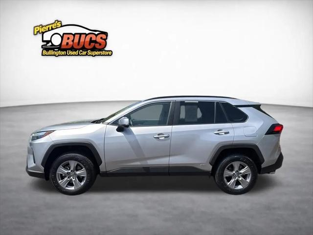 2022 Toyota RAV4 Hybrid XLE