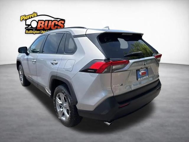 2022 Toyota RAV4 Hybrid XLE