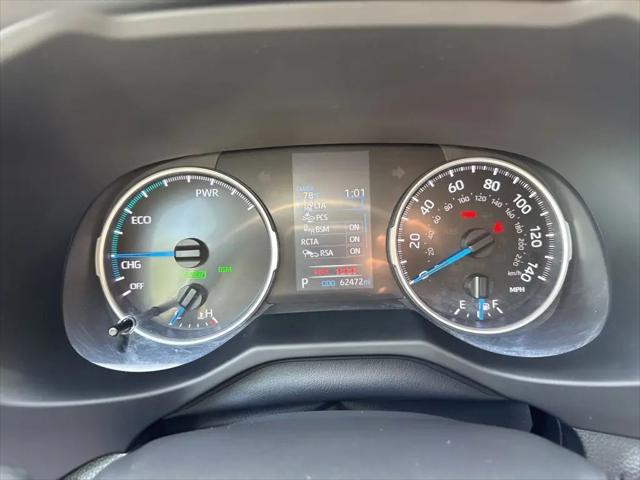 2022 Toyota RAV4 Hybrid XLE
