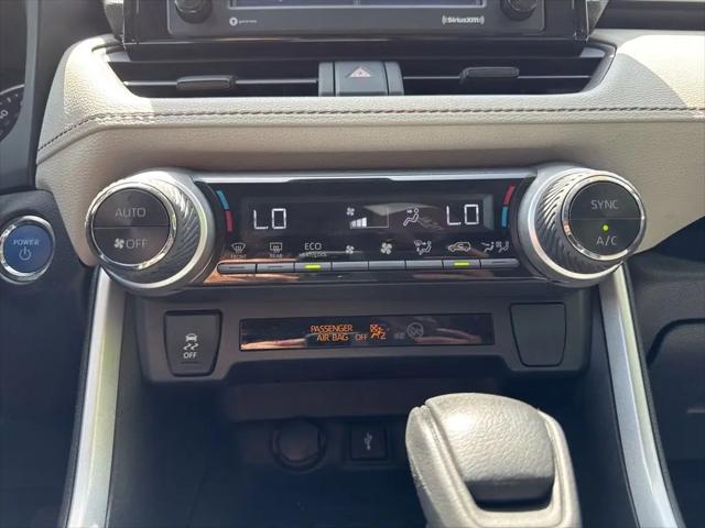 2022 Toyota RAV4 Hybrid XLE