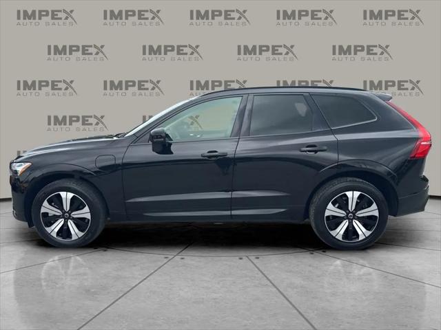 2024 Volvo XC60 Recharge T8 Core Dark Theme