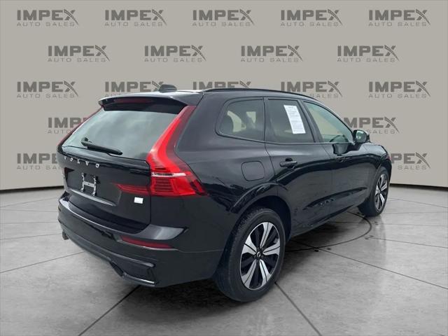 2024 Volvo XC60 Recharge T8 Core Dark Theme