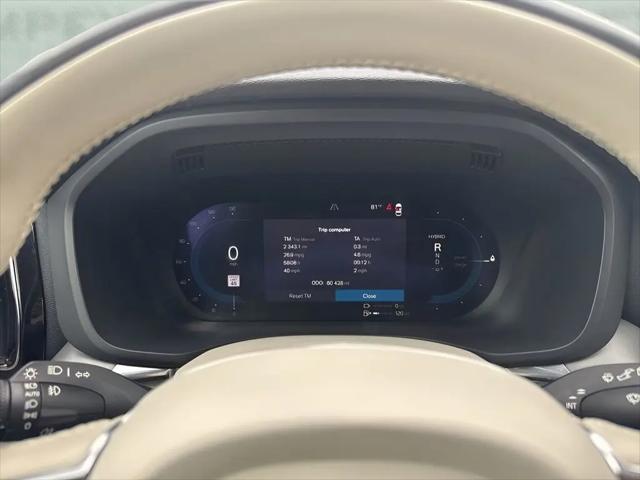 2024 Volvo XC60 Recharge T8 Core Dark Theme
