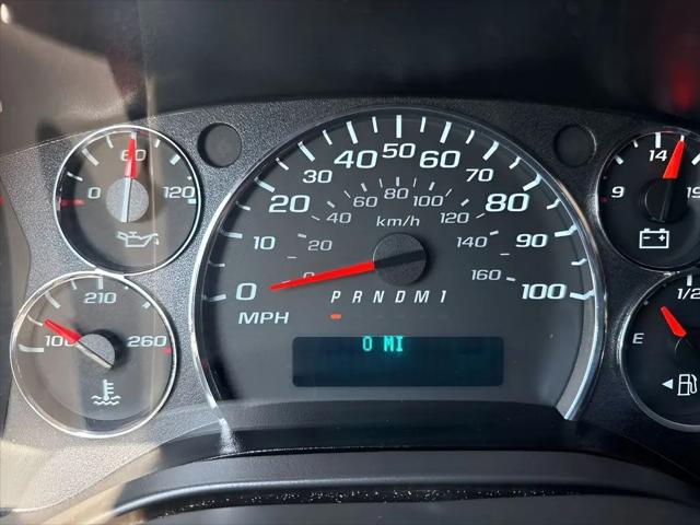 2025 Chevrolet Express Passenger RWD 3500 Extended Wheelbase LT
