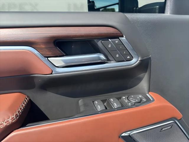 2026 GMC Sierra 2500HD Crew Cab, Standard Bed, Denali Ultimate, 4WD