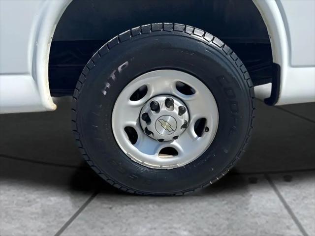 2021 Chevrolet Express Cargo Van RWD 2500 Regular Wheelbase WT