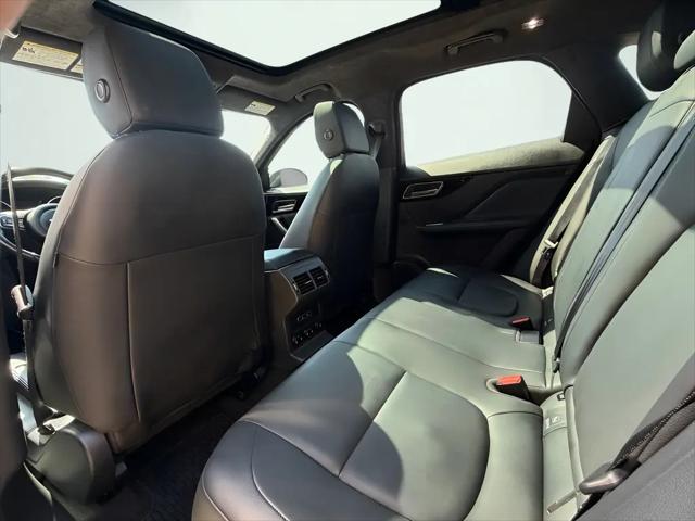 2019 Jaguar F-PACE 25t Premium