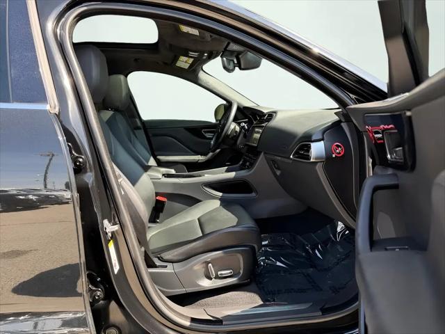 2019 Jaguar F-PACE 25t Premium