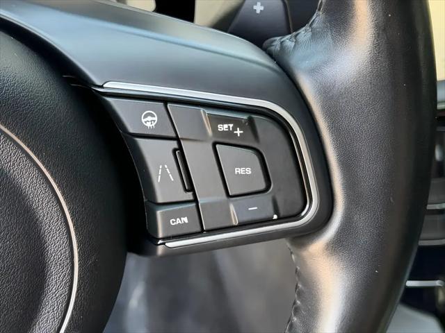 2019 Jaguar F-PACE 25t Premium
