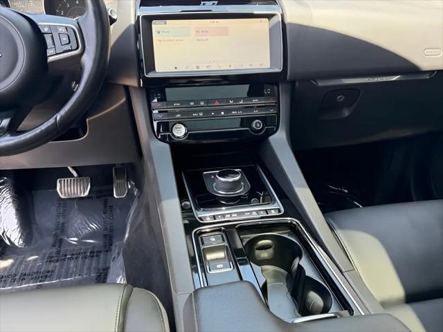 2019 Jaguar F-PACE 25t Premium