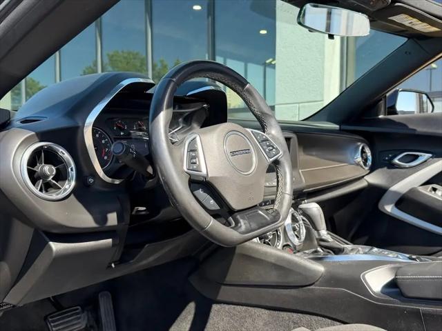 2020 Chevrolet Camaro RWD Convertible 1LT