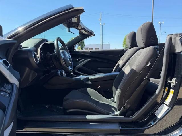 2020 Chevrolet Camaro RWD Convertible 1LT