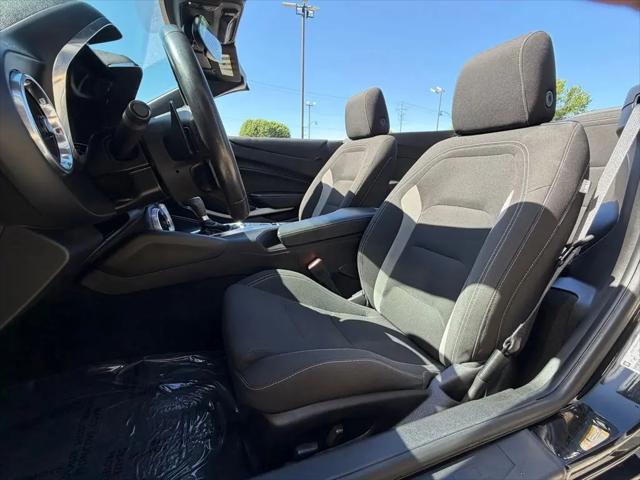 2020 Chevrolet Camaro RWD Convertible 1LT