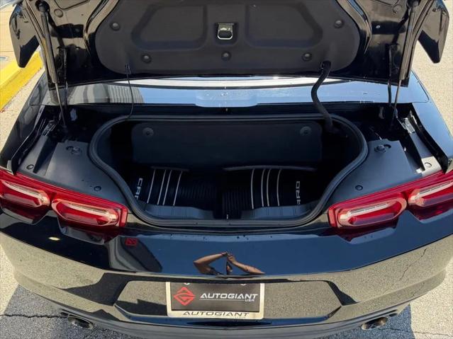 2020 Chevrolet Camaro RWD Convertible 1LT