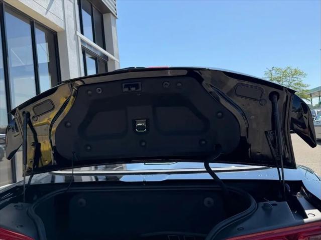 2020 Chevrolet Camaro RWD Convertible 1LT
