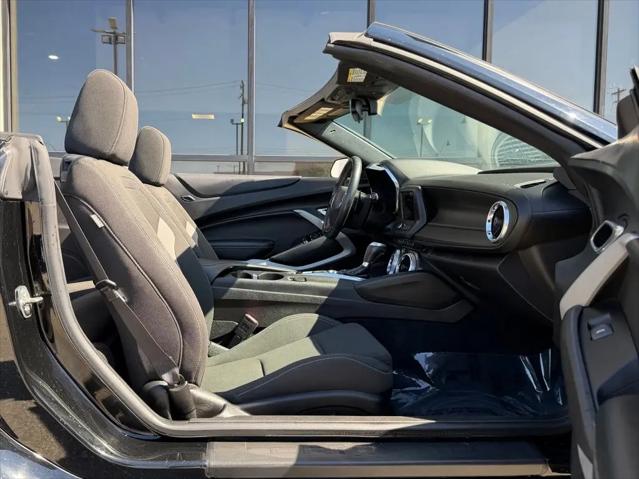 2020 Chevrolet Camaro RWD Convertible 1LT