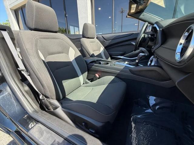 2020 Chevrolet Camaro RWD Convertible 1LT