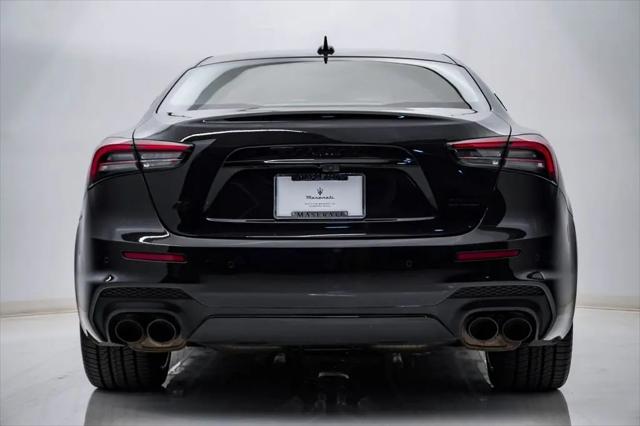 2023 Maserati Ghibli Modena Q4
