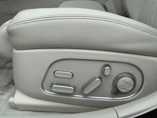 2025 Genesis G90 3.5T e-SC AWD