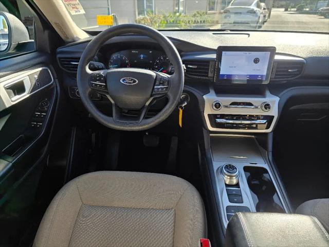 2021 Ford Explorer Base