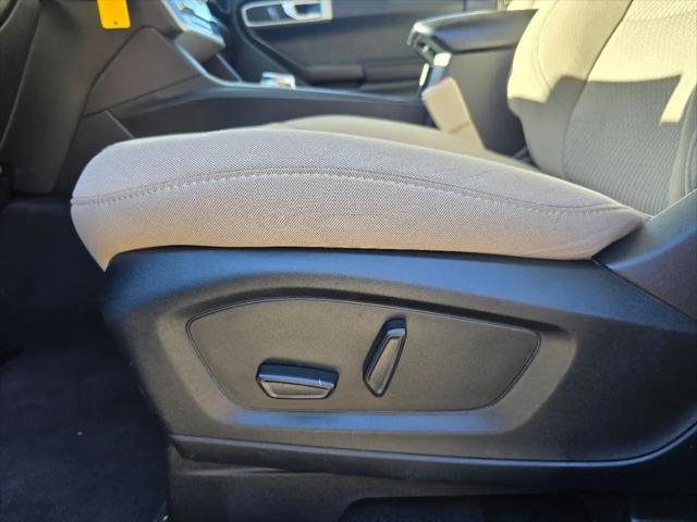 2021 Ford Explorer Base