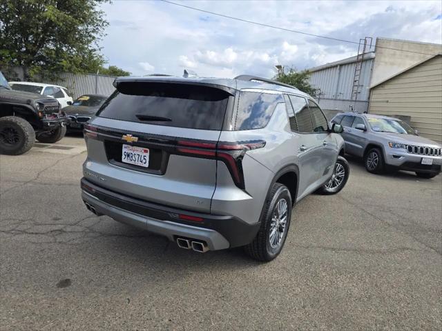 2024 Chevrolet Traverse AWD LT