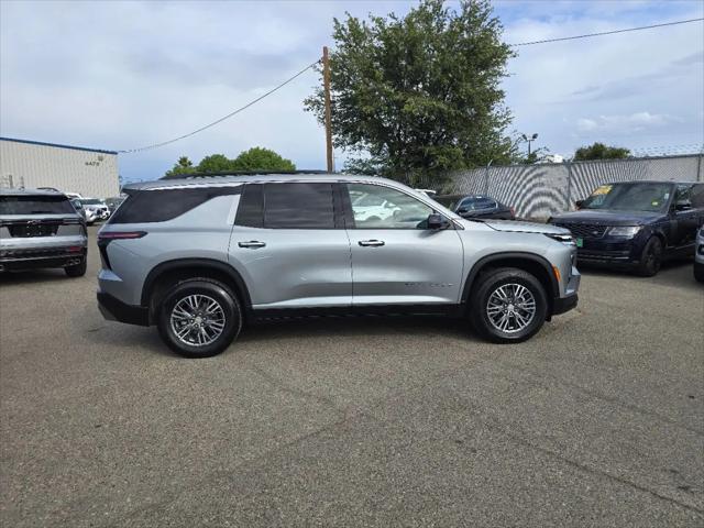 2024 Chevrolet Traverse AWD LT