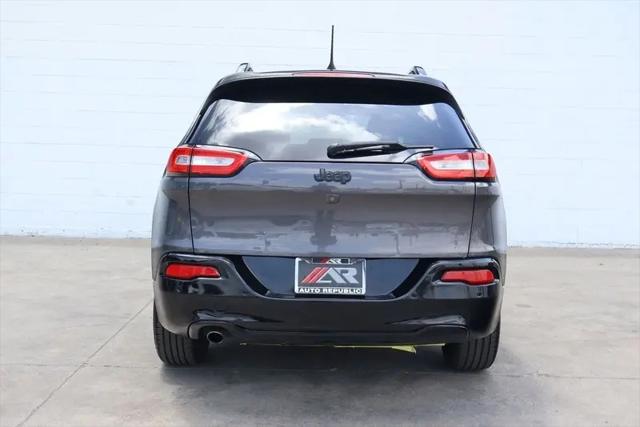2018 Jeep Cherokee Latitude Tech Connect FWD