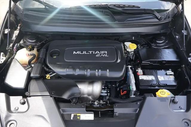 2018 Jeep Cherokee Latitude Tech Connect FWD