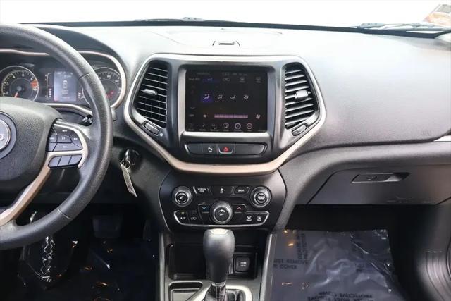 2018 Jeep Cherokee Latitude Tech Connect FWD