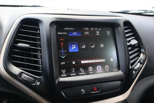 2018 Jeep Cherokee Latitude Tech Connect FWD