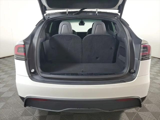 2023 Tesla Model X Standard Range