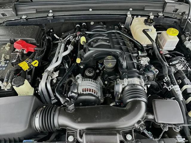 2023 Jeep Gladiator Sport
