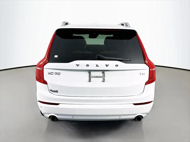 2018 Volvo XC90 T5 Momentum