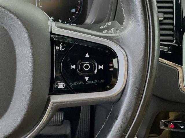 2018 Volvo XC90 T5 Momentum
