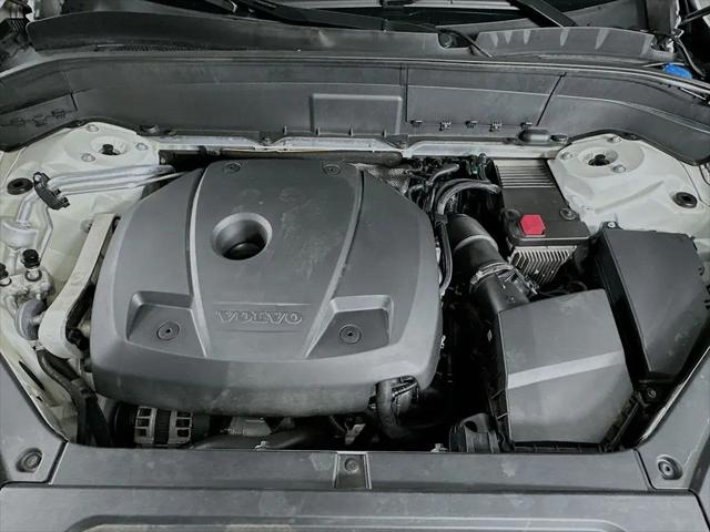 2018 Volvo XC90 T5 Momentum
