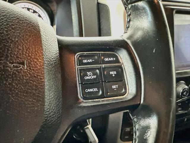 2018 Ram 1500 Big Horn Crew Cab 4x4 5'7" Box