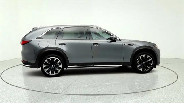 2025 Mazda X-90 Premium Plus Package