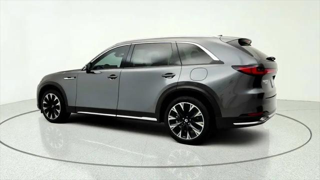 2025 Mazda X-90 Premium Plus Package