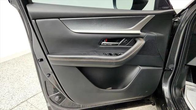 2025 Mazda X-90 Premium Plus Package