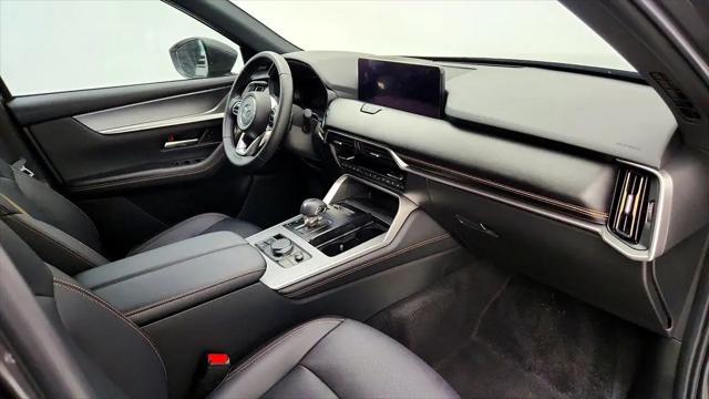 2025 Mazda X-90 Premium Plus Package