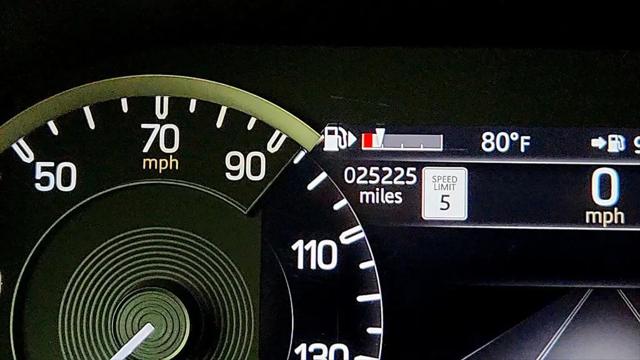 2023 Land Rover Defender 110 X-Dynamic SE
