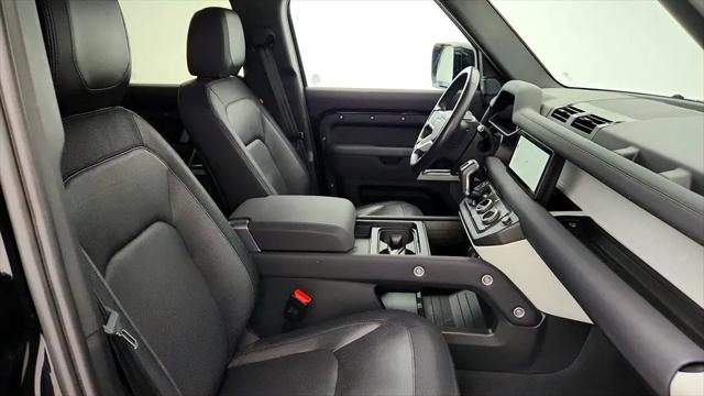 2023 Land Rover Defender 110 X-Dynamic SE
