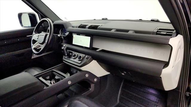 2023 Land Rover Defender 110 X-Dynamic SE