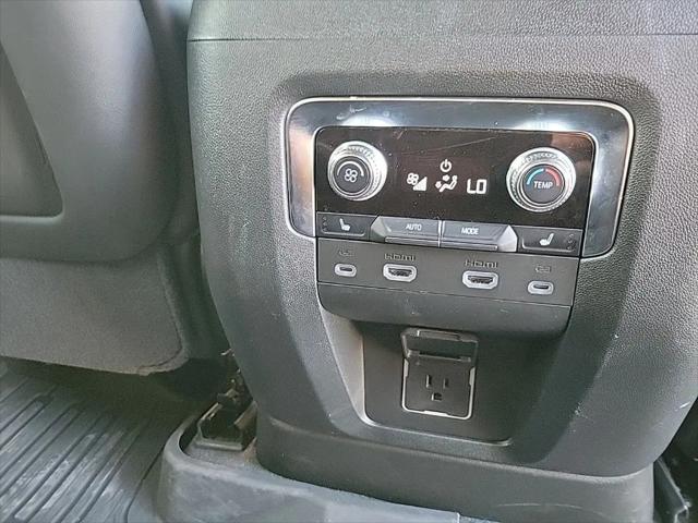 2024 GMC Yukon 4WD Denali Ultimate