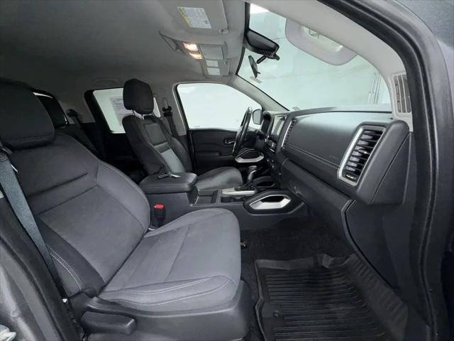 2022 Nissan Frontier Crew Cab SV 4x4